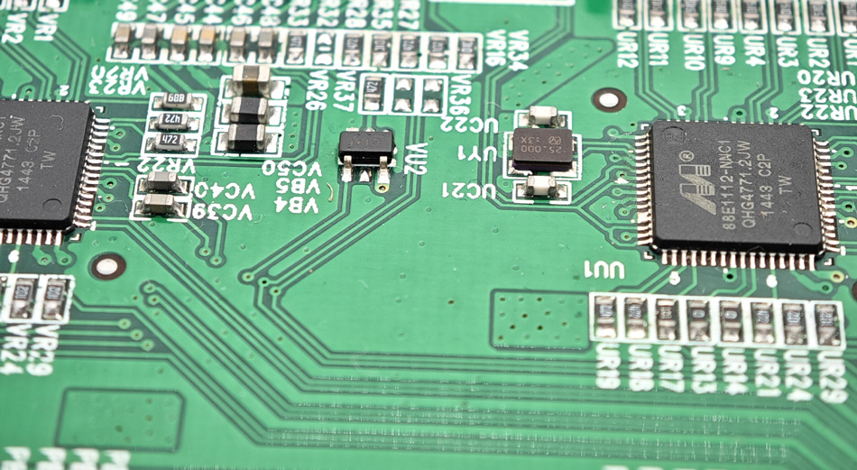 PCBA फ़ैक्टरियाँ उत्कृष्ट सेवा के माध्यम से ग्राहकों का विश्वास कैसे जीत सकती हैं?