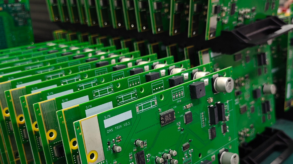 पीसीबीए फ़ैक्टरी सहयोग मामले का विश्लेषण: सफलता के पीछे क्या है?