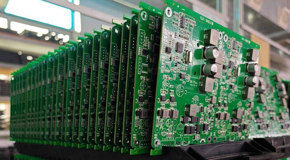 पीसीबीए फैक्ट्री की पर्यावरण अनुकूल सामग्री उपयोग रणनीति