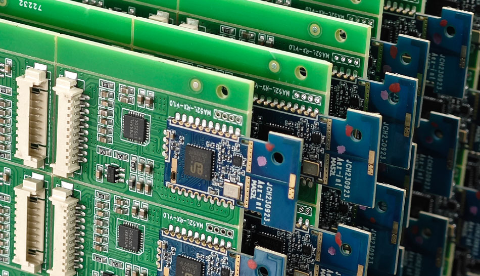 पीसीबीए कारखाने ऊर्जा प्रबंधन के माध्यम से उत्पादन लागत कैसे कम करते हैं