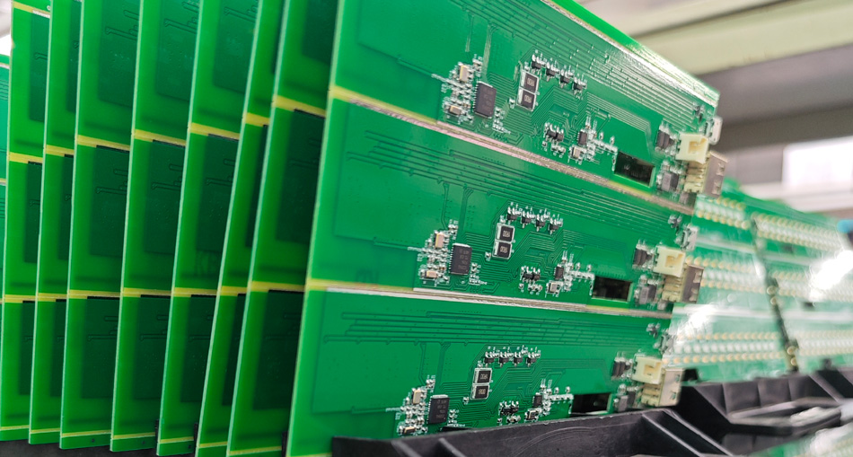 त्वरित प्रतिक्रिया: PCBA फ़ैक्टरियाँ अत्यावश्यक ऑर्डर के वितरण चक्र को कैसे छोटा कर सकती हैं?