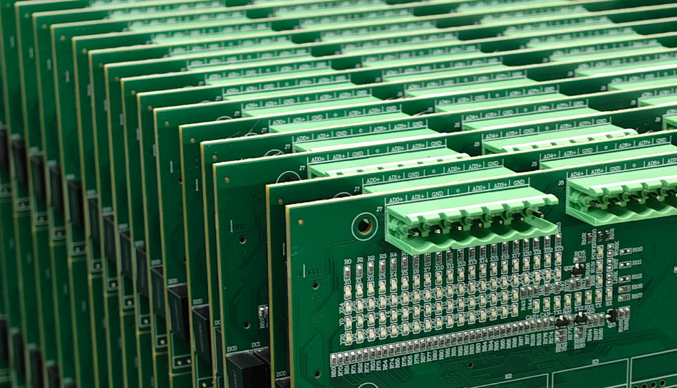 ग्राहक प्रतिक्रिया के आधार पर सही पीसीबीए फैक्ट्री कैसे चुनें?