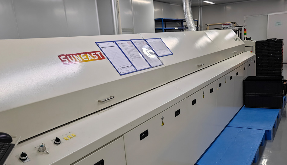 पीसीबीए फैक्ट्री की तकनीकी विशेषज्ञता जटिल परियोजनाओं में कैसे सफलता प्राप्त कर सकती है?