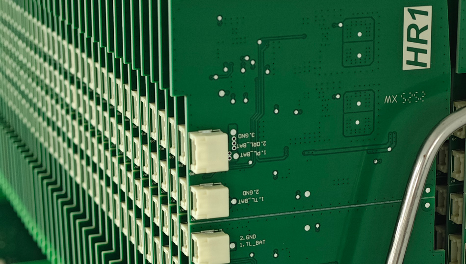 औद्योगिक नियंत्रण पीसीबीए कारखाने वास्तविक समय डेटा निगरानी के माध्यम से गुणवत्ता नियंत्रण में सुधार कैसे कर सकते हैं?